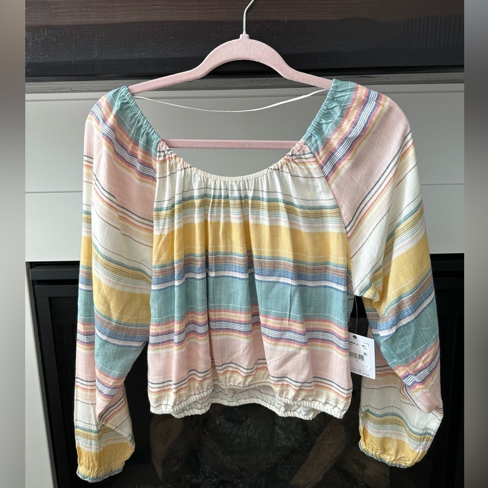 NWT ONEILL MULTICOLOR LONGLSLEEVE BOHO TOP SIZE LARGE